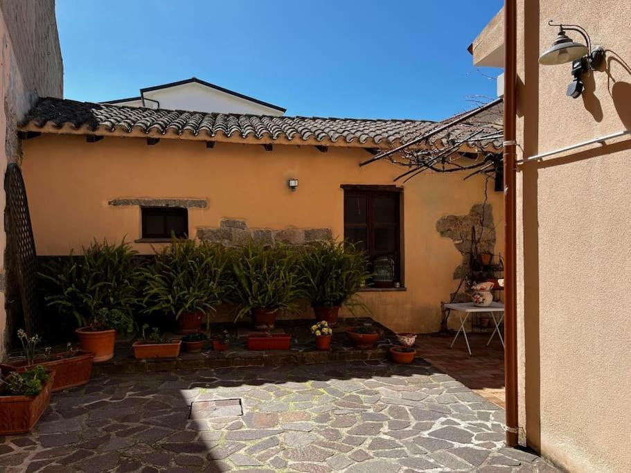 Апартаменты Sardegna: Mare E Montagna Iun R0346 Ольена Экстерьер фото